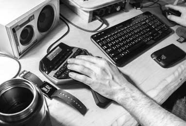 9月28日红星对决：激情碰撞，战术解析，球迷热情回顾